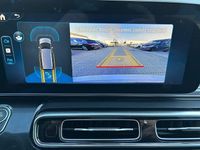 Gebraucht Mercedes V300 237 PS (174 kW) 2025 Silber Van / Kleinbus