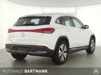 Gebraucht Mercedes EQA250 Progressive 139 kW (190 PS) 2023 Polarweiß SUV