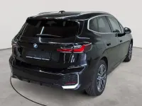 Gebraucht BMW 225 Active Tourer Performance 136 PS (100 kW) 2022 Saphirschwarz metallic Van / Kleinbus