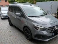 Gebraucht Mercedes T180 116 PS (85 kW) 2023 Grau Van / Kleinbus