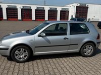 Gebraucht VW Golf IV 75 PS (55 kW) 2002 Grau Kleinwagen
