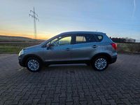 Gebraucht Suzuki SX4 120 PS (88 kW) 2016 Grau Limousine