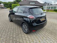Second-hand Renault Zoe Techno 50 kW (69 CP) 2022 Negru Hatchback