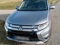 Gebraucht Mitsubishi Outlander 177 PS (130 kW) 2015 Grau SUV