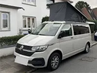 Gebraucht VW California Beach 150 PS (110 kW) 2022 Grau Van