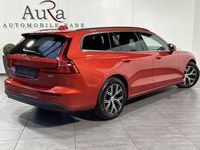 Gebraucht Volvo V60 Core 197 PS (144 kW) 2022 Fusion red Kombi