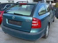 Usata Skoda Octavia 105 CV (77 kW) 2005 Verde Station wagon
