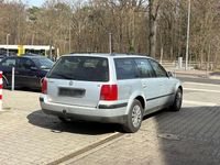 Gebraucht VW Passat 140 PS (102 kW) 1997 Silber Kombi