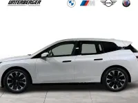 Gebraucht BMW iX M Sport 300 kW (408 PS) 2025 Weiß SUV