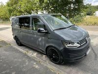 Gebraucht VW Transporter 150 PS (110 kW) 2018 Grau Van