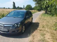 Gebraucht Opel Astra Edition 110 PS (80 kW) 2010 Grau Limousine