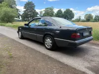 Gebraucht Mercedes 230 132 PS (97 kW) 1992 Schwarz Coupé