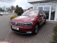 Second-hand VW Tiguan Sound 179 CP (131 kW) 2017 Roșu SUV