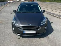 Gebraucht Ford Fiesta Cool & Connect 86 PS (63 kW) 2018 Grau Kleinwagen