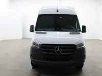 Gebraucht Mercedes Sprinter 170 PS (125 kW) 2025 Arktikweiss Van