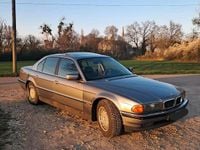 Gebraucht BMW 740 286 PS (210 kW) 1995 Grau Limousine