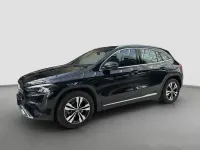 Gebraucht Mercedes GLA200 150 PS (110 kW) 2025 Metalliclack kosmosschwarz (metallic) SUV
