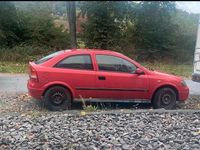 Gebraucht Opel Astra 75 PS (55 kW) 1999 Rot Coupé