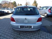 Gebraucht Peugeot 307 109 PS (80 kW) 2005 Silber Kleinwagen