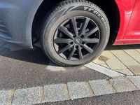 Gebraucht VW Caddy Edition 102 PS (75 kW) 2019 Rot Van / Kleinbus