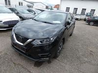 Gebraucht Nissan Qashqai Acenta 116 PS (85 kW) 2017 Schwarz SUV