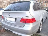 Gebraucht BMW 525 218 PS (160 kW) 2007 Grau Kombi