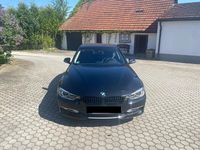 Gebraucht BMW 320 186 PS (136 kW) 2012 Schwarz Limousine