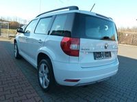 Gebraucht Skoda Yeti Ambition 105 PS (77 kW) 2015 Weiß SUV