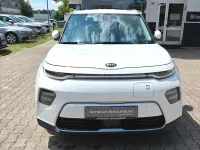 Gebraucht Kia Soul EV Spirit 150 kW (204 PS) 2021 Weiß SUV