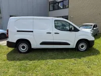 Gebraucht Opel Combo Basis 102 PS (75 kW) 2024 Weiß Van / Kleinbus