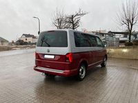 Gebraucht VW Multivan 204 PS (150 kW) 2022 Rot Van