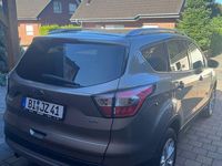 Gebraucht Ford Kuga 150 PS (110 kW) 2019 Beige SUV