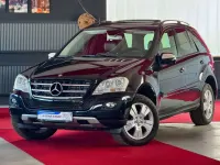 Gebraucht Mercedes ML350 231 PS (169 kW) 2010 Obsidianschwarz SUV