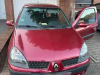 Gebraucht Renault Clio 72 PS (52 kW) 2002 Rot Kleinwagen