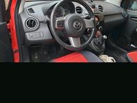 Usata Mazda 2 75 CV (55 kW) 2011 Rosso Utilitaria