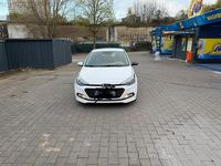 Gebraucht Hyundai i20 75 PS (55 kW) 2015 Weiß Limousine
