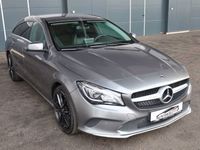 Gebraucht Mercedes CLA200 Shooting Brake Sport 136 PS (100 kW) 2017 Grau Kombi