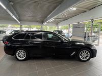 Gebraucht BMW 520 Sport Line 190 PS (139 kW) 2022 Schwarz Kombi