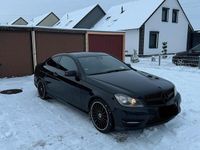 Gebraucht Mercedes C180 156 PS (114 kW) 2011 Schwarz Coupé