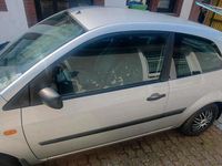 Gebraucht Ford Fiesta 60 PS (44 kW) 2006 Silber Kleinwagen