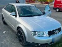 Gebraucht Audi A4 130 PS (95 kW) 2001 Silber Limousine