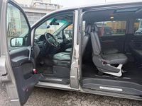 Używany Mercedes Viano 224 KM (164 kW) 2011 Szary Minivan