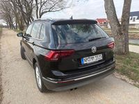 Gebraucht VW Tiguan Highline 180 PS (132 kW) 2017 Schwarz SUV