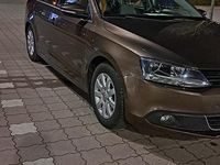 Gebraucht VW Jetta 140 PS (102 kW) 2011 Braun Limousine