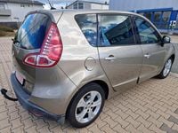 Gebraucht Renault Scénic III Dynamique 106 PS (77 kW) 2011 Beige Van / Kleinbus