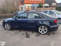 gebraucht Audi A3 Lim. 30 TDI Sport*1.Hand*NAVI*AHK*EURO6dTEMP*