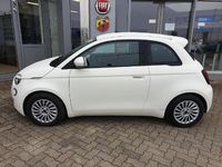 Second-hand Fiat 500e Basis 86 kW (118 CP) 2023 Alb Berlinǎ