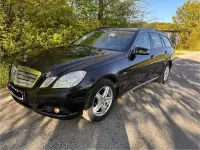 Usado Mercedes E220 170 CV (125 kW) 2011 Negro Familiar