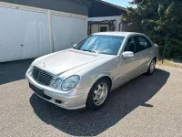 Gebraucht Mercedes E220 150 PS (110 kW) 2004 Silber Limousine