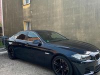 Second-hand BMW 520 190 CP (139 kW) 2014 Albastru Berlinǎ
